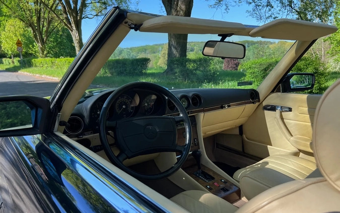 Mercedes-Benz SL cena 109000 przebieg: 249000, rok produkcji 1986 z Szczecin małe 497